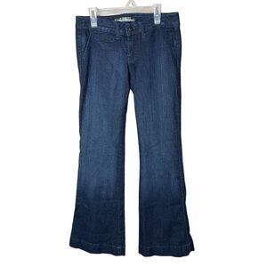 2 BW/U Low‎ Rise Flare Jeans Size 3